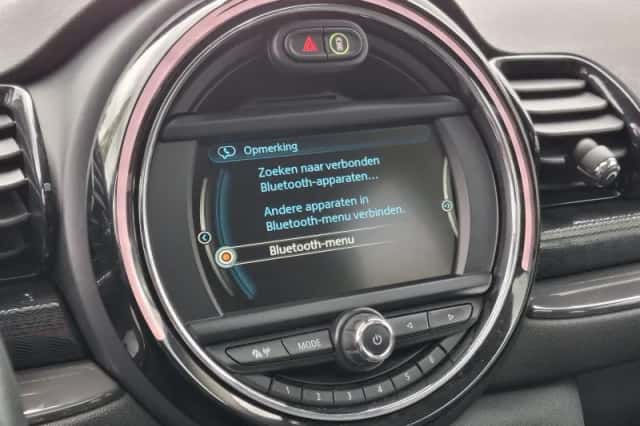 MINI Clubman (2017) thumbnail 16