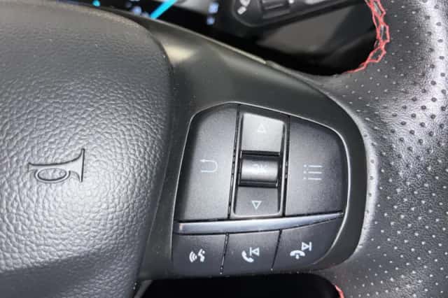 Ford Focus (2020) thumbnail 22