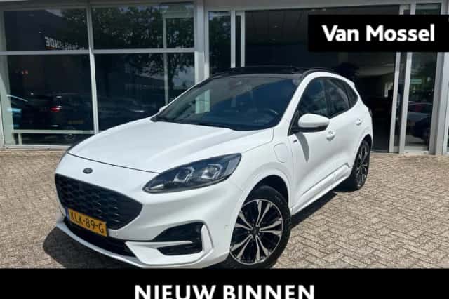 Ford Kuga (2022) thumbnail 1