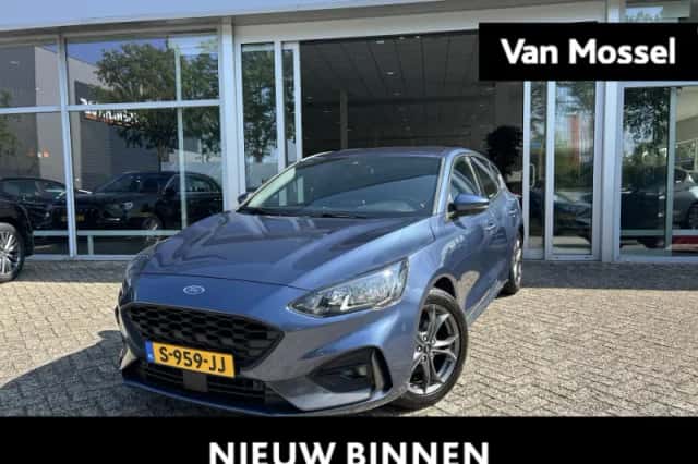 Ford Focus (2019) thumbnail 1