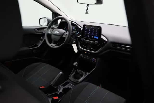 Ford Fiesta (2020) thumbnail 31