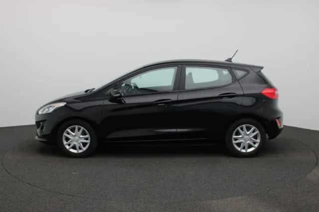 Ford Fiesta (2021) thumbnail 4