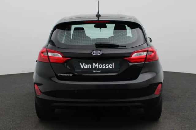 Ford Fiesta (2021) thumbnail 5