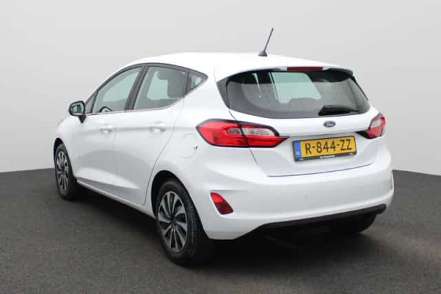 Ford Fiesta (2023) thumbnail 2