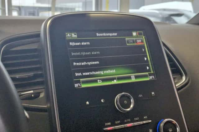 Renault Grand Scénic (2021) thumbnail 15