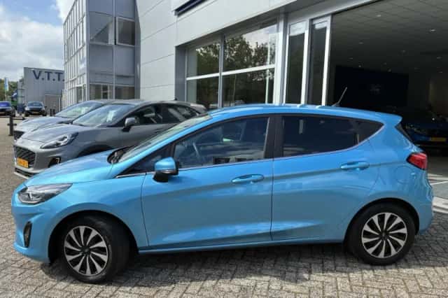 Ford Fiesta (2022) thumbnail 2