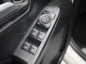 Ford Kuga thumbnail 32
