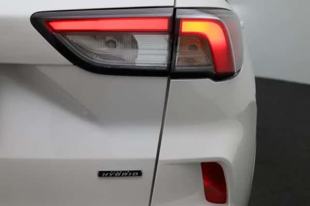 Ford Kuga (2022) thumbnail 42