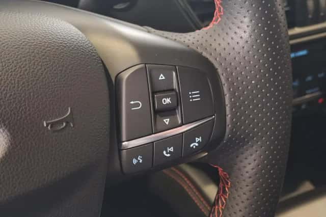 Ford Kuga (2024) thumbnail 23