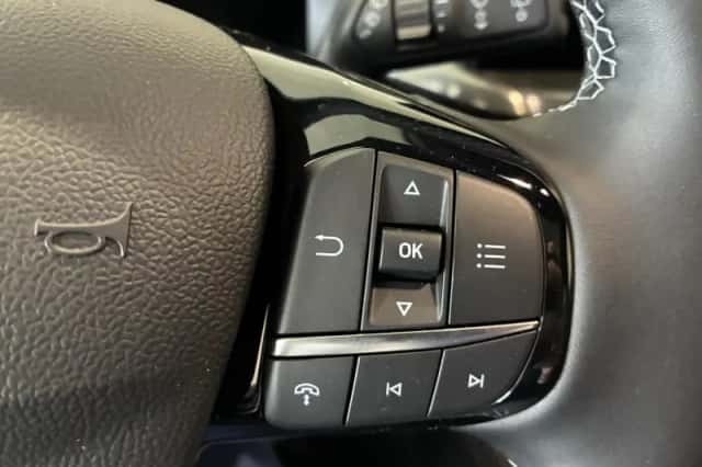 Ford Kuga (2026) thumbnail 18