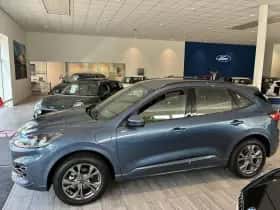 Ford Kuga thumbnail 2