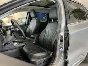 Ford Kuga thumbnail 9