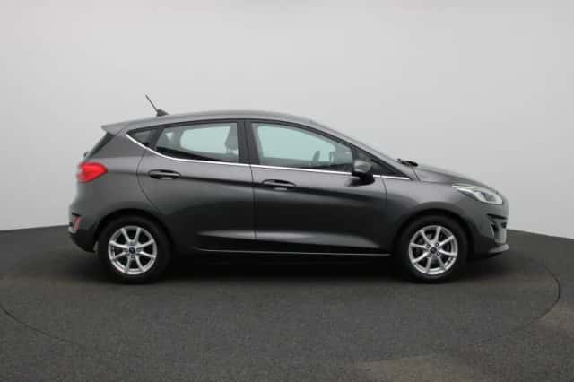 Ford Fiesta (2021) thumbnail 6