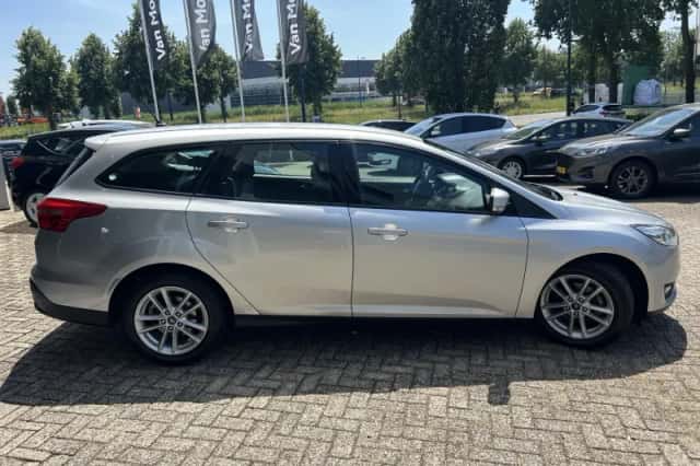 Ford Focus (2017) thumbnail 5