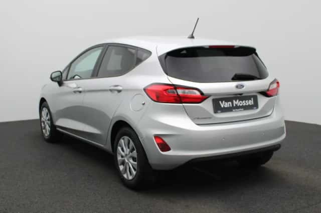 Ford Fiesta (2022) thumbnail 2
