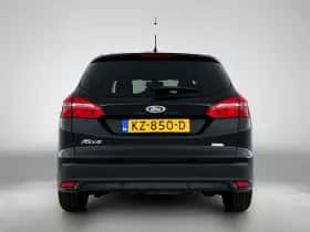Ford Focus thumbnail 3