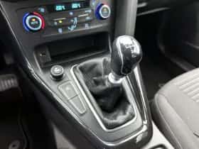 Ford Focus thumbnail 25