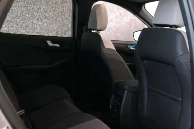 Ford Kuga (2026) thumbnail 28