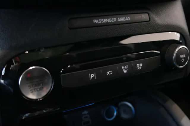 Ford Kuga (2026) thumbnail 10