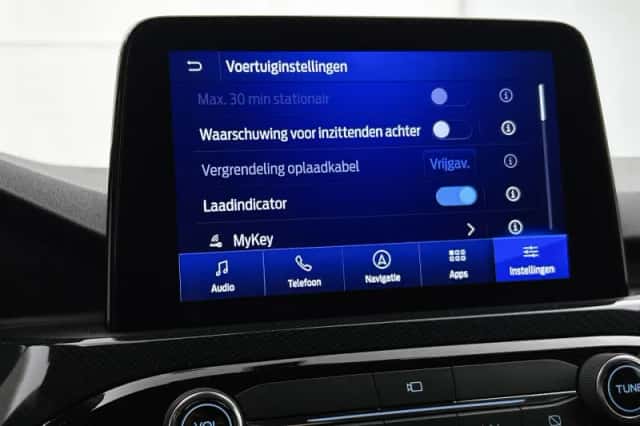 Ford Kuga (2022) thumbnail 13