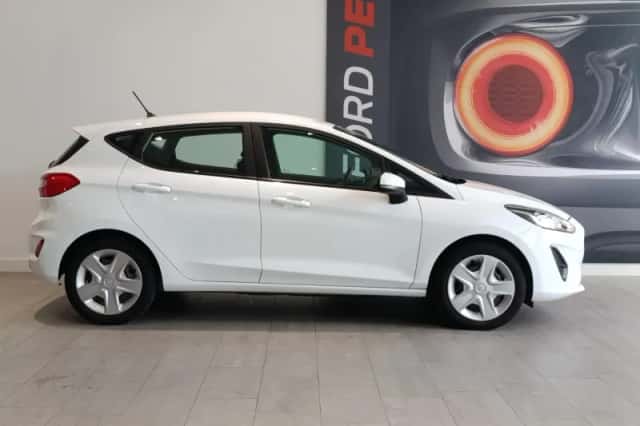 Ford Fiesta (2019) thumbnail 5