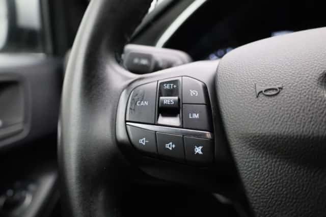 Ford Focus (2023) thumbnail 19