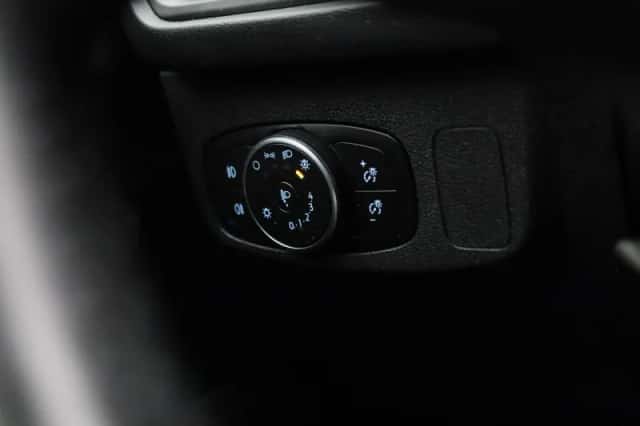 Ford Focus (2023) thumbnail 21