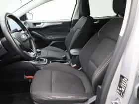 Ford Focus thumbnail 8