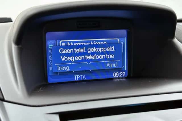 Ford Fiesta (2014) thumbnail 17