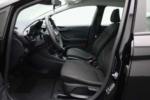 Ford Fiesta (2022) thumbnail 9