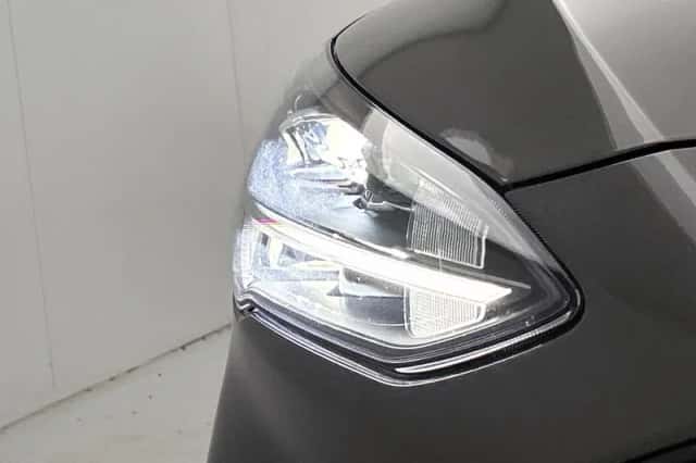 Ford Focus (2018) thumbnail 21