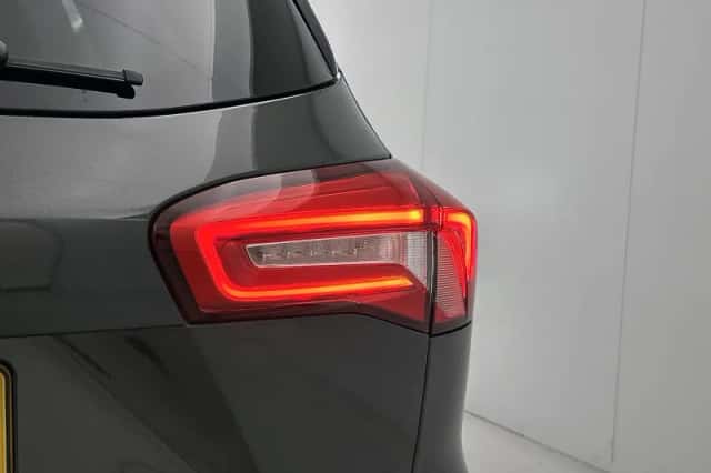 Ford Focus (2018) thumbnail 24