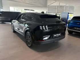 Ford Mustang Mach-E thumbnail 4