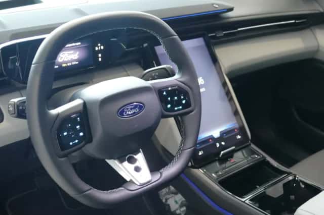 Ford Capri (2025) thumbnail 25
