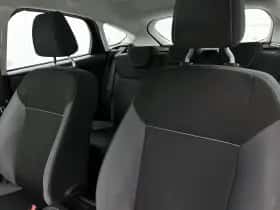 Ford Focus thumbnail 11