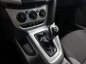 Ford Focus thumbnail 14