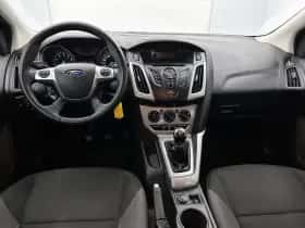 Ford Focus thumbnail 18