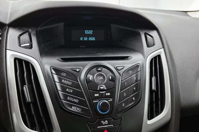 Ford Focus (2013) thumbnail 20