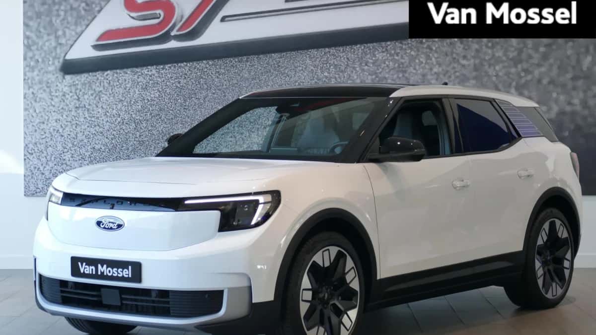 Ford Explorer — foto 1