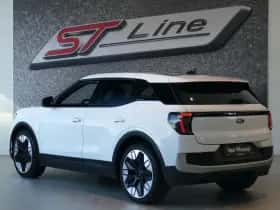 Ford Explorer thumbnail 3