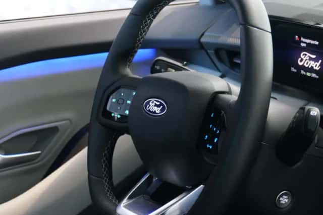 Ford Explorer (2026) thumbnail 22