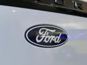 Ford Explorer thumbnail 10