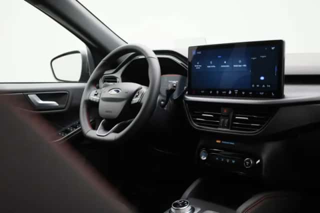 Ford Kuga (2025) thumbnail 32