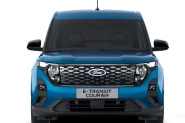 Ford Transit Courier (2026) thumbnail 3