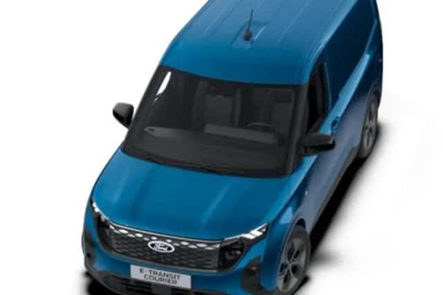 Ford Transit Courier (2026) thumbnail 4