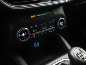Ford Focus thumbnail 17