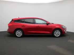 Ford Focus thumbnail 6