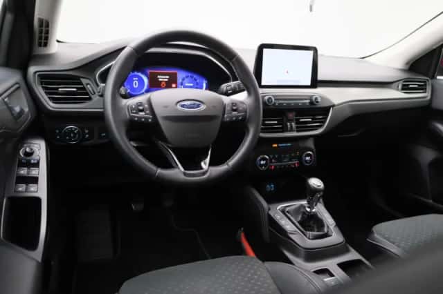Ford Focus (2021) thumbnail 7