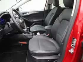 Ford Focus thumbnail 8
