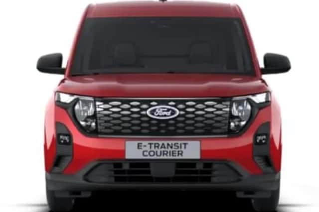 Ford Transit Courier (2026) thumbnail 3